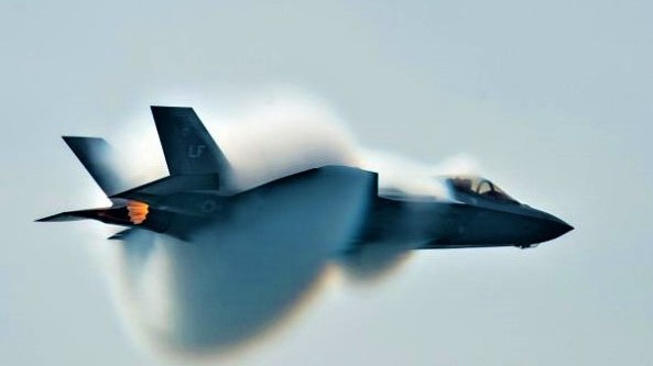 S-400 và F-35: 'Mèo nào cắn mỉu nào'?