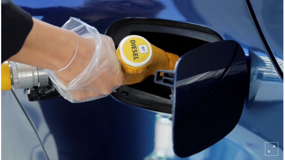 Mỹ, châu Âu mở cửa lại nền kinh tế kéo giá dầu châu Á tăng