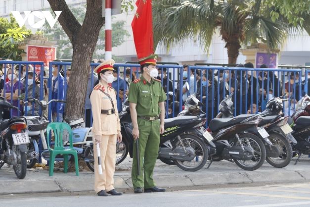 BTC đã phải vất vả để tiến hành công tác an ninh nhằm đảm bảo không xảy ra sự cố đáng tiếc nào ở địa điểm bán vé. (Nguồn: VOV)