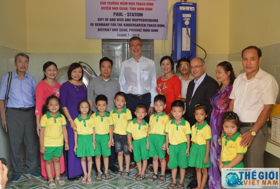 Bang Hessen (Đức) trao máy lọc nước PAUL tại Ninh Bình bang hessen duc trao may loc nuoc paul tai ninh binh