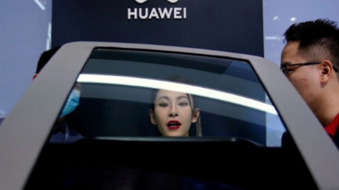 Vì sao Mỹ bất ngờ phê chuẩn giấy phép cho Huawei mua chip ô tô?
