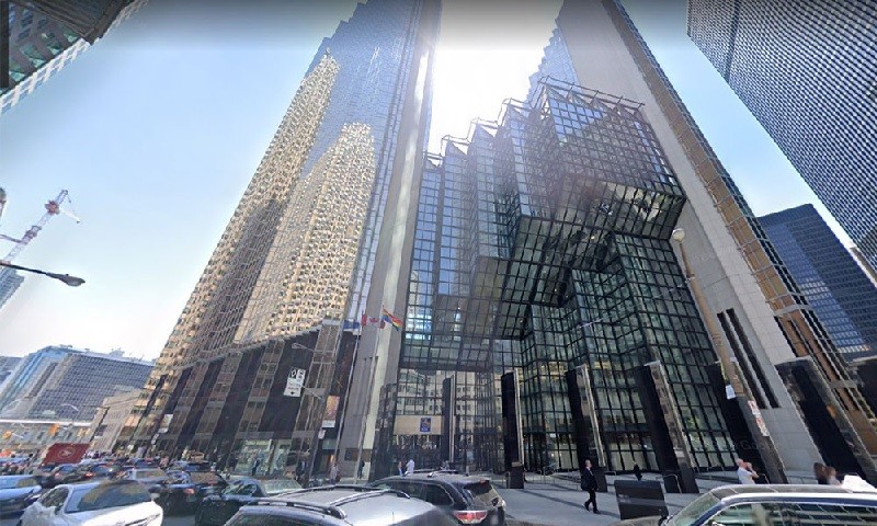 Canada: Các ngân hàng bệ đỡ cho những người thường trú mới đến. Trụ sở ngân hàng RBC  ở Toronto. (Nguồn: hrreporter)