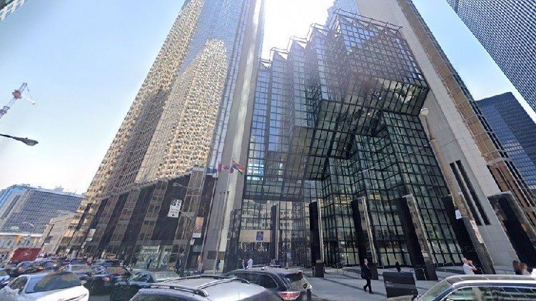 Canada: Ngân hàng chủ động tiếp cận người thường trú mới