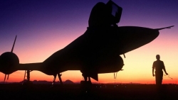 Vũ khí mới: Mỹ sẽ có máy bay do thám kiêm ném bom siêu thanh?