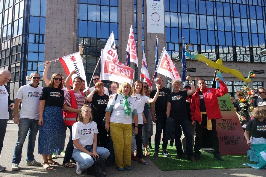 Châu Âu: Hệ lụy của khủng hoảng chi phí sinh hoạt