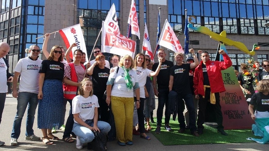 Các nghiệp đoàn lên tiếng: Châu Âu khủng hoảng chi phí sinh hoạt