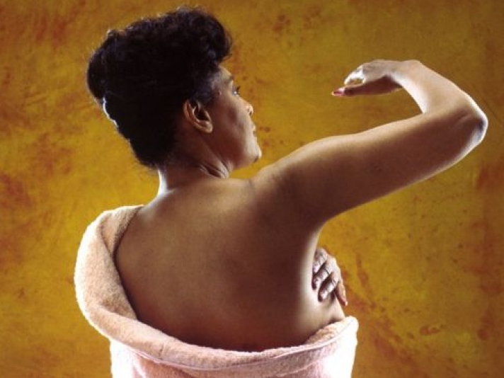 Ở Anh, phụ nữ da màu dễ mắc ung thư?