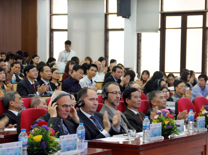 Diễn đàn khoa học Quốc tế về phát triển kinh tế bền vững