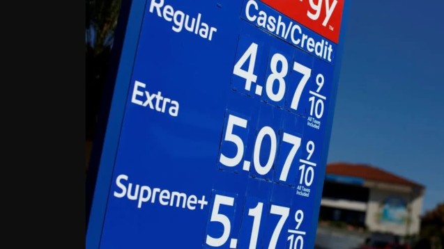 Áp lực bình ổn giá năng lượng của Mỹ