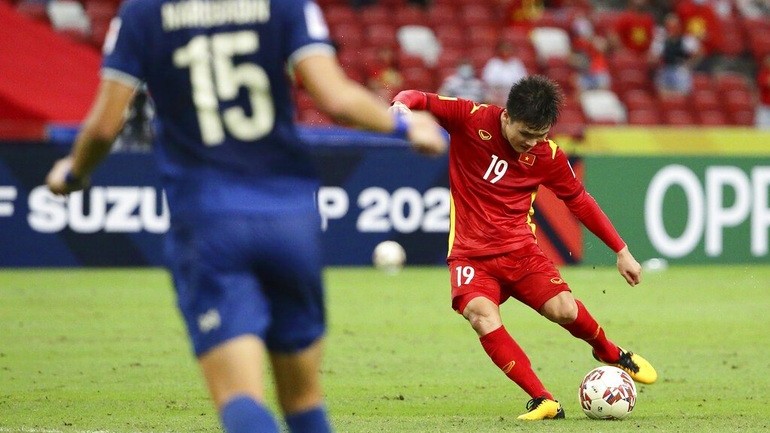 Hai 'nhạc trưởng'- Quang Hải hay Chanathip, ai sẽ định đoạt số phận trận Việt Nam - Thái Lan?