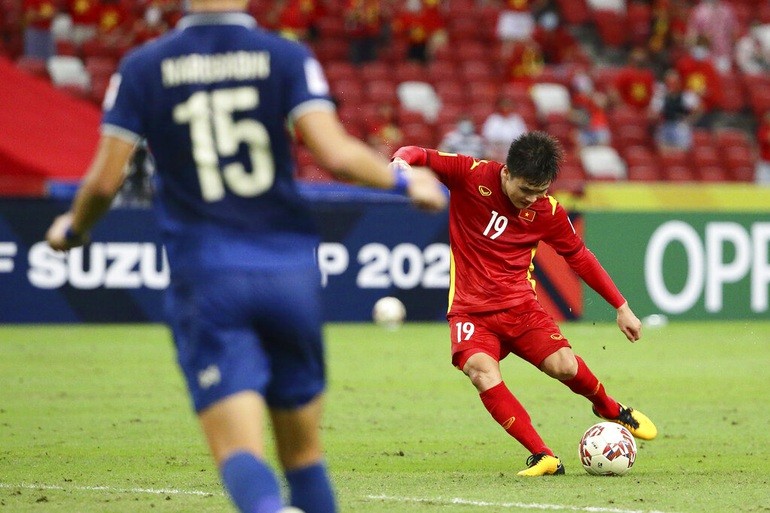 Hai 'nhạc trưởng'- Quang Hải hay Chanathip, Ai sẽ định đoạt số phận trận Việt Nam - Thái Lan?