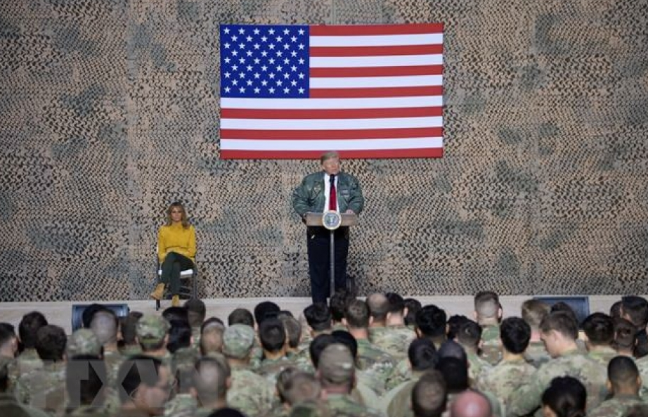 Mỹ đưa nhiều vũ khí hiện đại tới căn cứ không quân tại Iraq