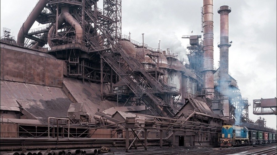 Xung đột Nga-Ukraine: Moscow nói kiểm soát nhà máy thép Mariupol, đã bắt giữ quân nhân NATO?