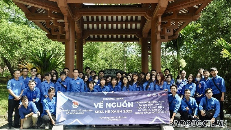 Thanh niên Ngoại giao hướng về cội nguồn