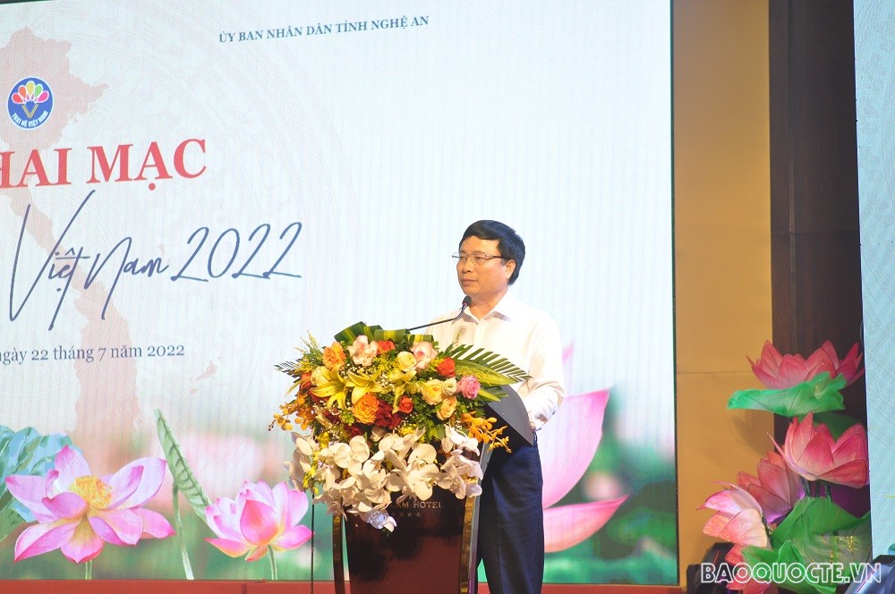 (07.22) Phó Chủ tịch Ủy ban Nhân dân tỉnh Nghệ An Bùi Đình Long mong rằng các thanh niên, sinh viên kiều báo sẽ có những trải nghiệm đáng nhớ trong thời gian trên địa bàn tỉnh. (Ảnh: Minh Quân) (07.22) Phó Chủ tịch Ủy ban Nhân dân tỉnh Nghệ An Bùi Đình Long mong rằng các thanh niên, sinh viên kiều báo sẽ có những trải nghiệm đáng nhớ trong thời gian trên địa bàn tỉnh. (Ảnh: Minh Quân)