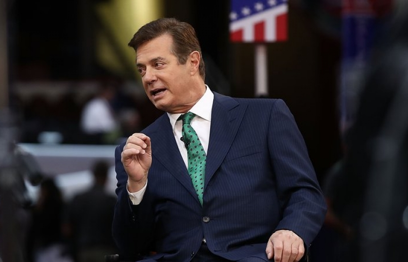 Hai cựu thân tín của Tổng thống Trump bị kết tội gì?