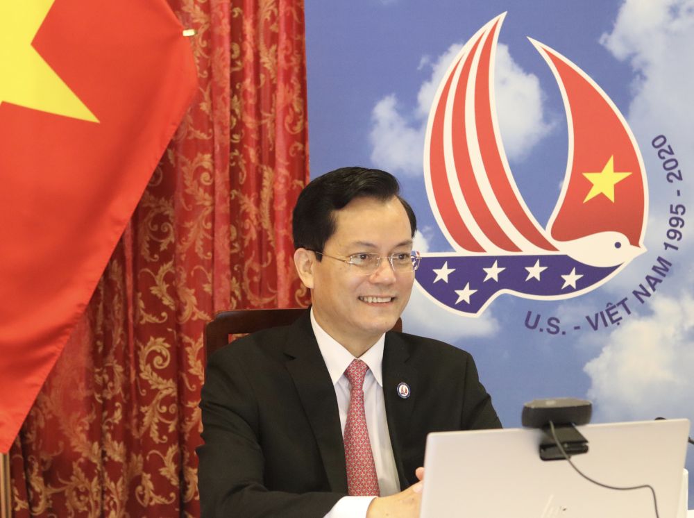 Đại sứ Việt Nam tại Mỹ Hà Kim Ngọc trong tọa đàm trực tuyến. (Nguồn: Đại sứ quán Việt Nam tại Mỹ) 5611-img-1087