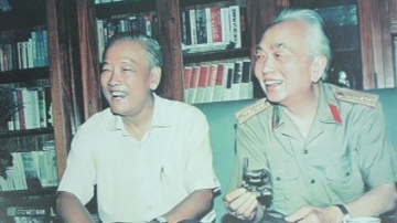 Đại tướng Võ Nguyên Giáp: Vị Tổng Tư lệnh trùm chăn và lời dặn ‘nâu sồng kháng chiến’