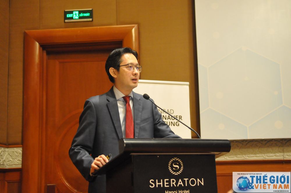 (10.02) Ông Đỗ Hùng Việt, Vụ trưởng Vụ các Tổ chức Quốc tế Bộ Ngoại giao, đề cao tính thời sự của Hội thảo. (Ảnh: Minh Quân) Chú trọng đào tạo nhân lực ngoại giao đa phương trong bối cảnh mới