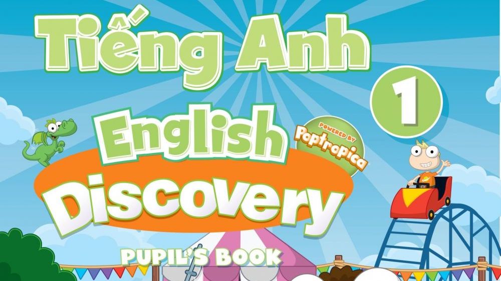 Ấm lòng trang sách mới cho học sinh lũ lụt ở Hà Tĩnh