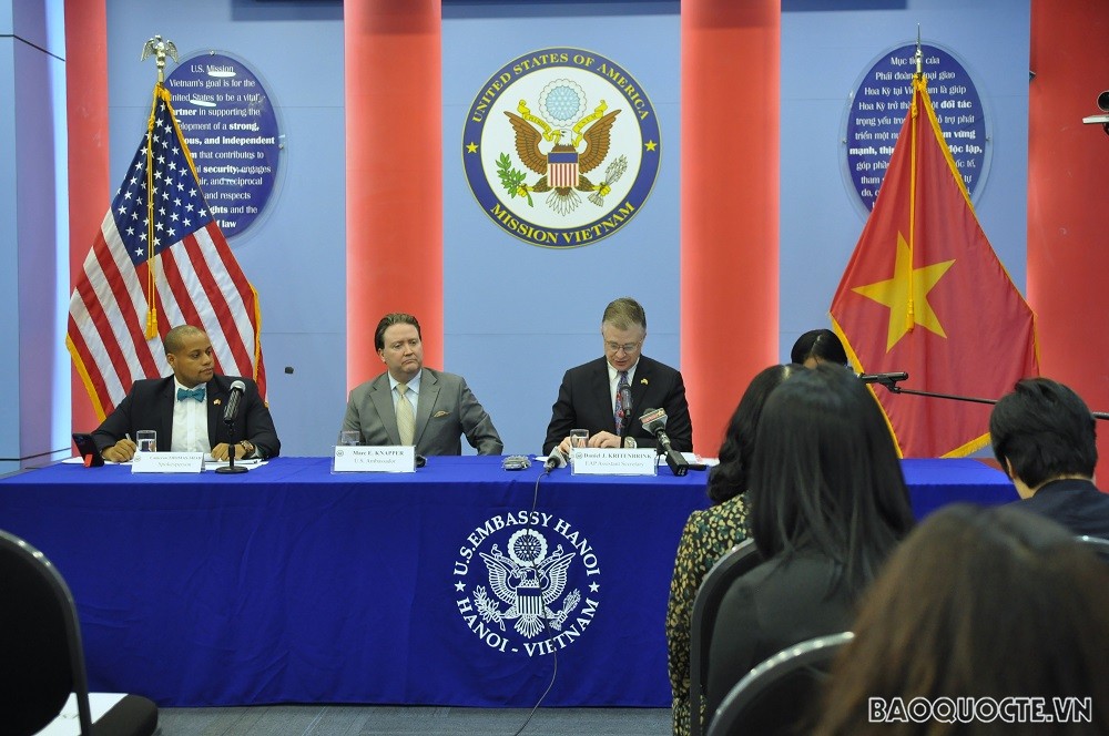 (10.12) Toàn cảnh buổi họp báo. (Ảnh: Minh Quân)