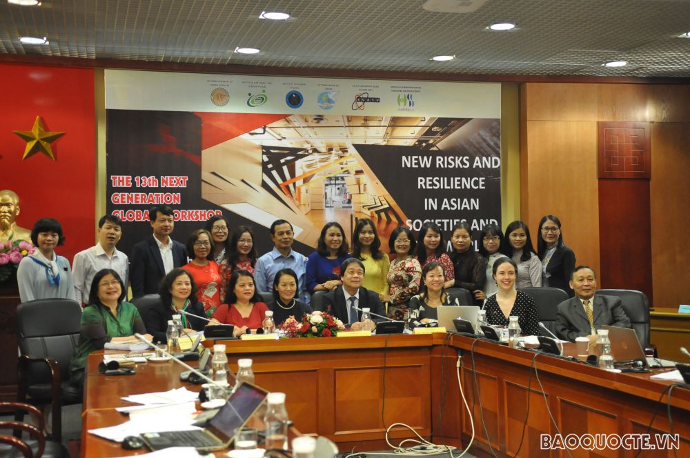 Các đại biểu và khách mời tham dự sự kiện chụp ảnh lưu niệm. (Ảnh: Minh Quân) Các đại biểu và khách mời tham dự sự kiện chụp ảnh lưu niệm. (Ảnh: Minh Quân)