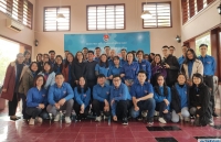 thanh nien ngoai giao han hoan don nam moi tai gala chao xuan 2020