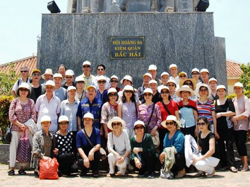 Sừng sững một tượng đài