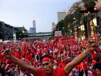 tha i lan ba yingluck bi cao buoc lam thiet hai hon 8 ty usd