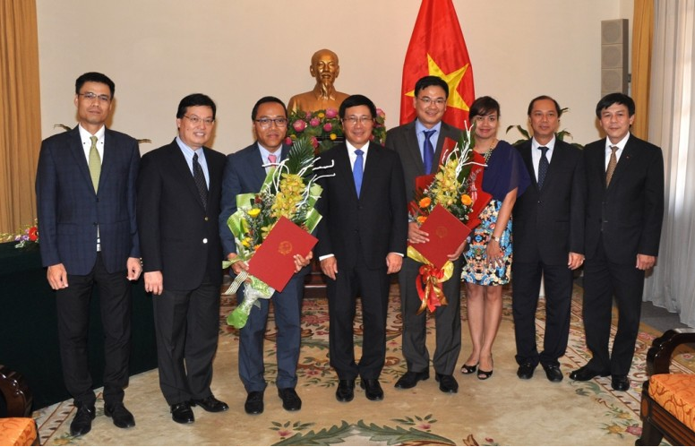 Bộ Ngoại giao bổ nhiệm Cục trưởng, Thư ký Bộ trưởng