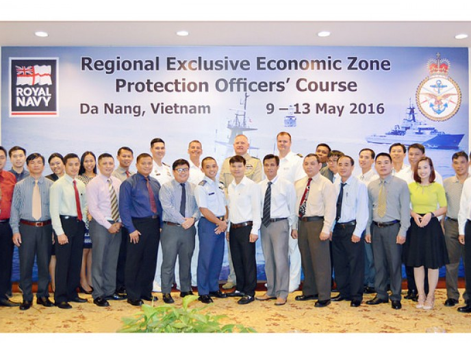 Anh tổ chức đào tạo quốc phòng quốc tế tại Việt nam.