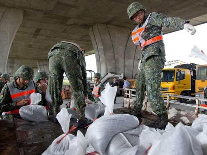 Đài Loan chật vật chống chọi với siêu bão Nepartak