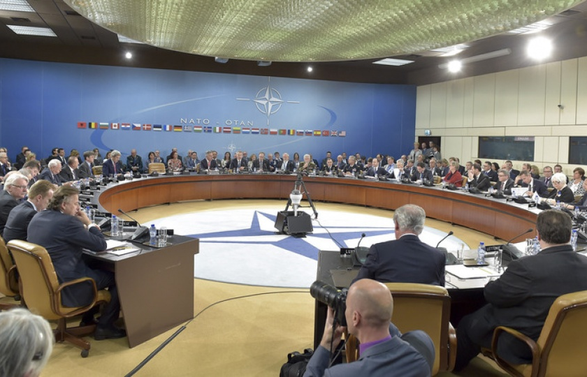 Ngoại trưởng NATO họp bàn giải quyết thách thức an ninh