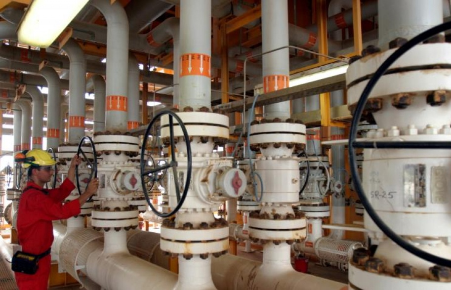 Iran tăng xuất khẩu dầu thô và khí ngưng tụ