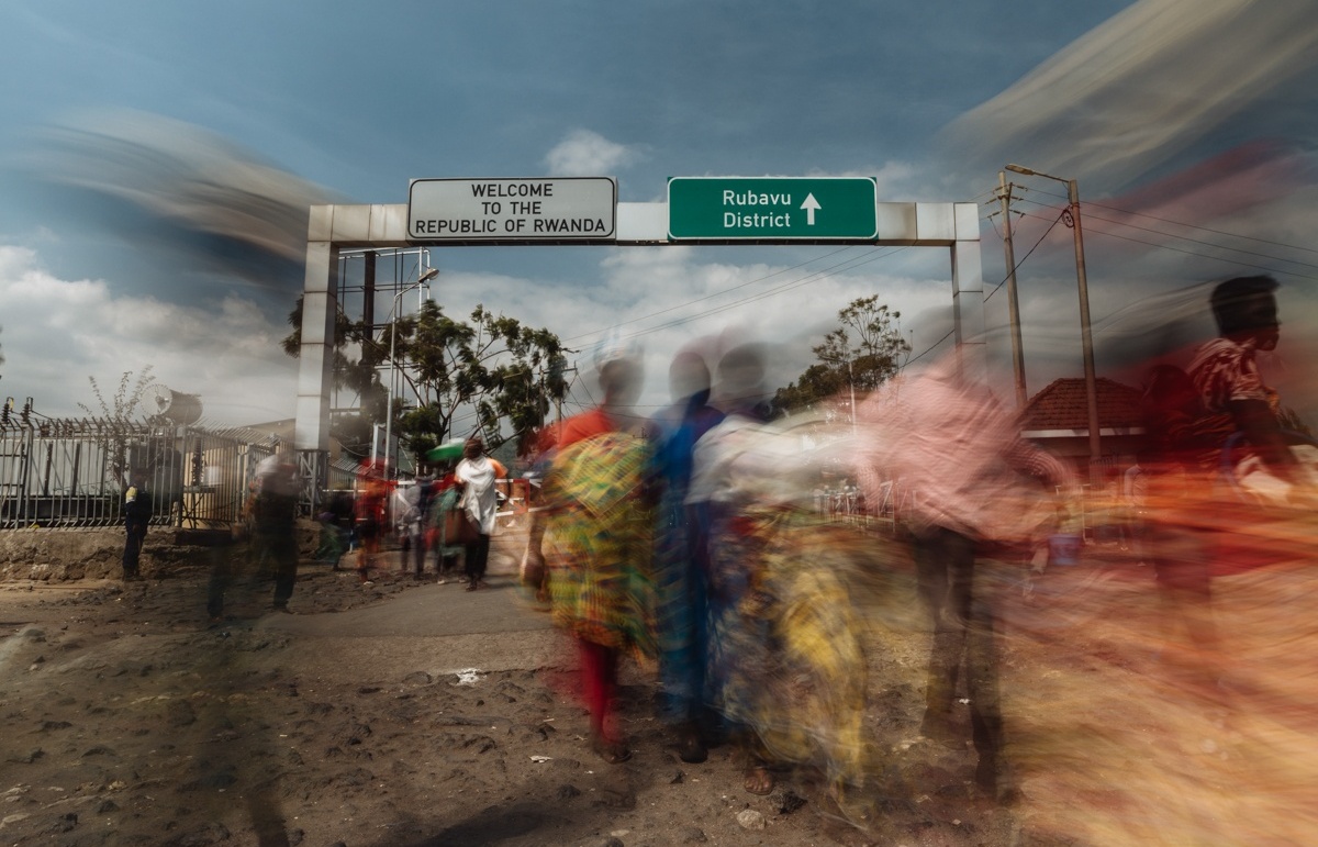 Cuộc chiến chống lại bóng ma Ebola