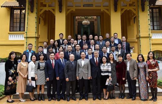 Lãnh đạo Bộ Ngoại giao gặp mặt công chức, viên chức nghỉ hưu năm 2019