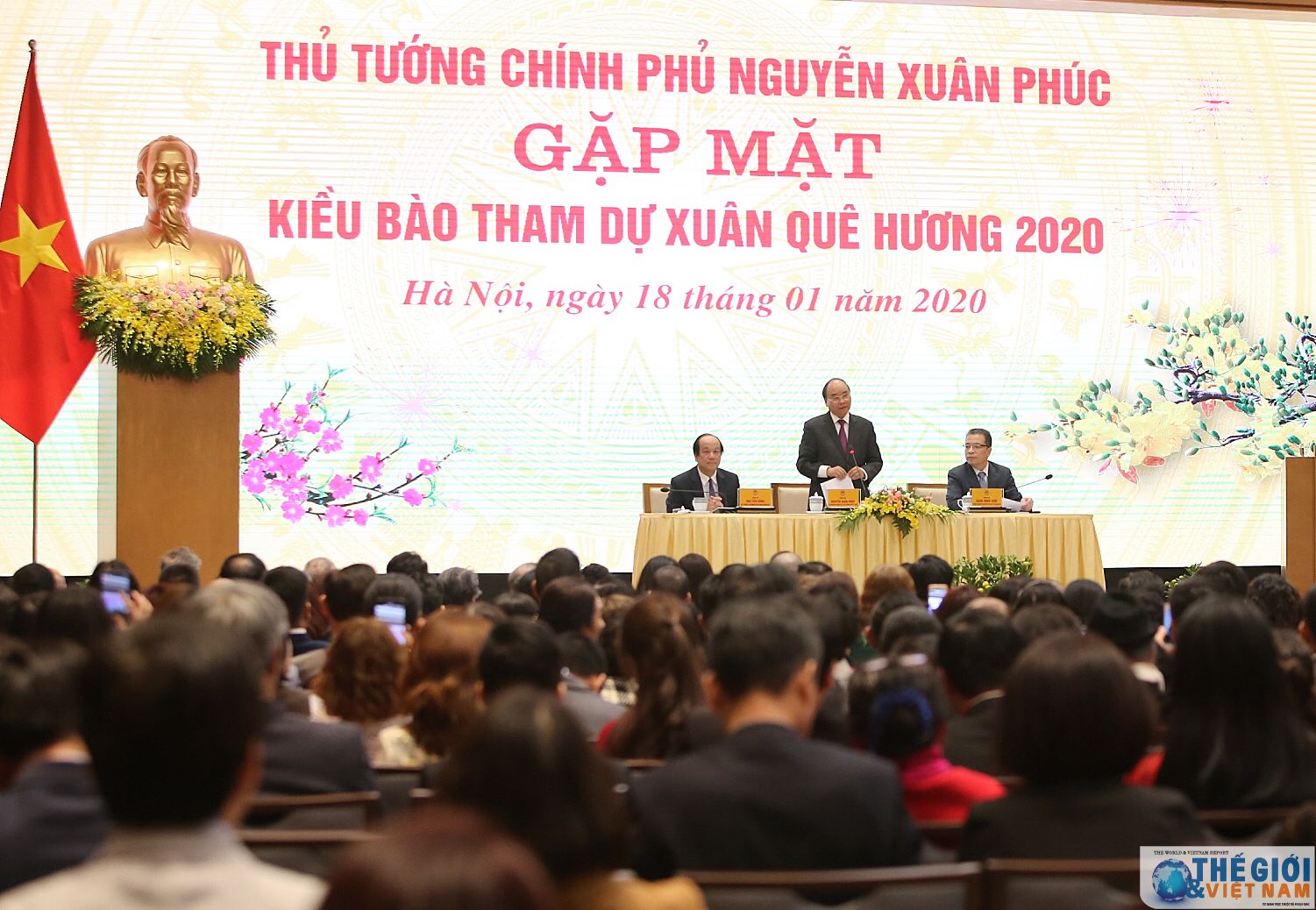 {Trực tiếp} Thủ tướng gặp gỡ kiều bào tiêu biểu dự Xuân Quê hương 2020 truc tiep thu tuong gap go kieu bao tieu bieu du xuan que huong 2020