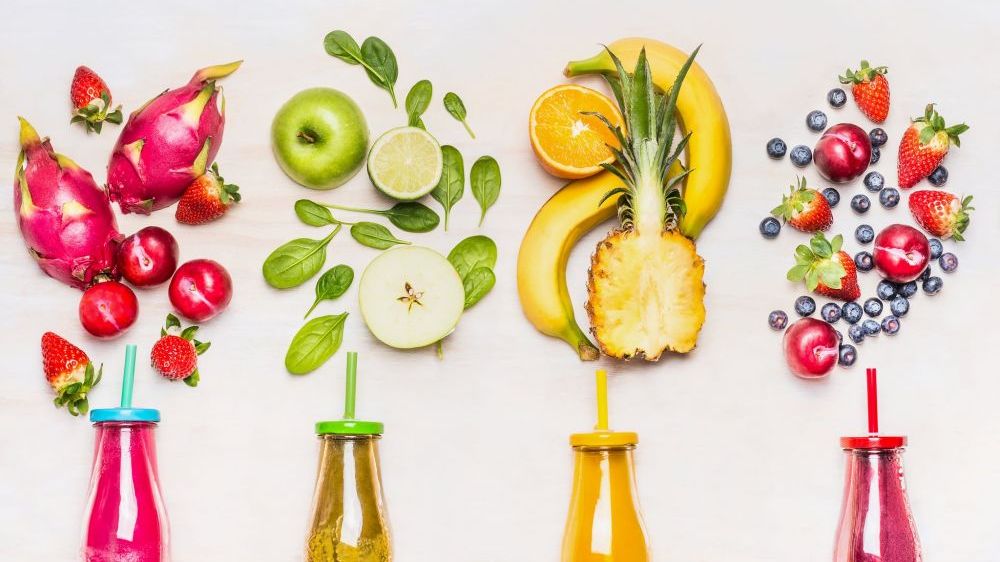 Trong bữa tiệc, bạn đã biết cách dùng nước hoa quả?