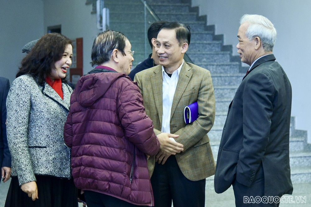 Phó Thủ tướng Phạm Bình Minh mừng thọ các cán bộ hưu trí Bộ Ngoại giao