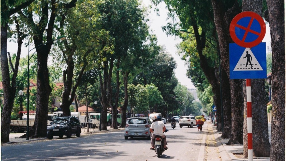 Dự báo thời tiết ngày và đêm nay (14/2): Hà Nội ngày Valentine nhiều mây, trời nắng; Nam Bộ ngày nắng, chiều tối có mưa rào