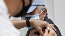 Nghiên cứu mới về mức kháng thể đối với người tiêm mũi vaccine Covid-19 thứ ba