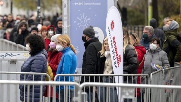 Người từng mắc Covid-19 và tiêm đủ 2 liều vaccine được bảo vệ lên đến hơn 90%