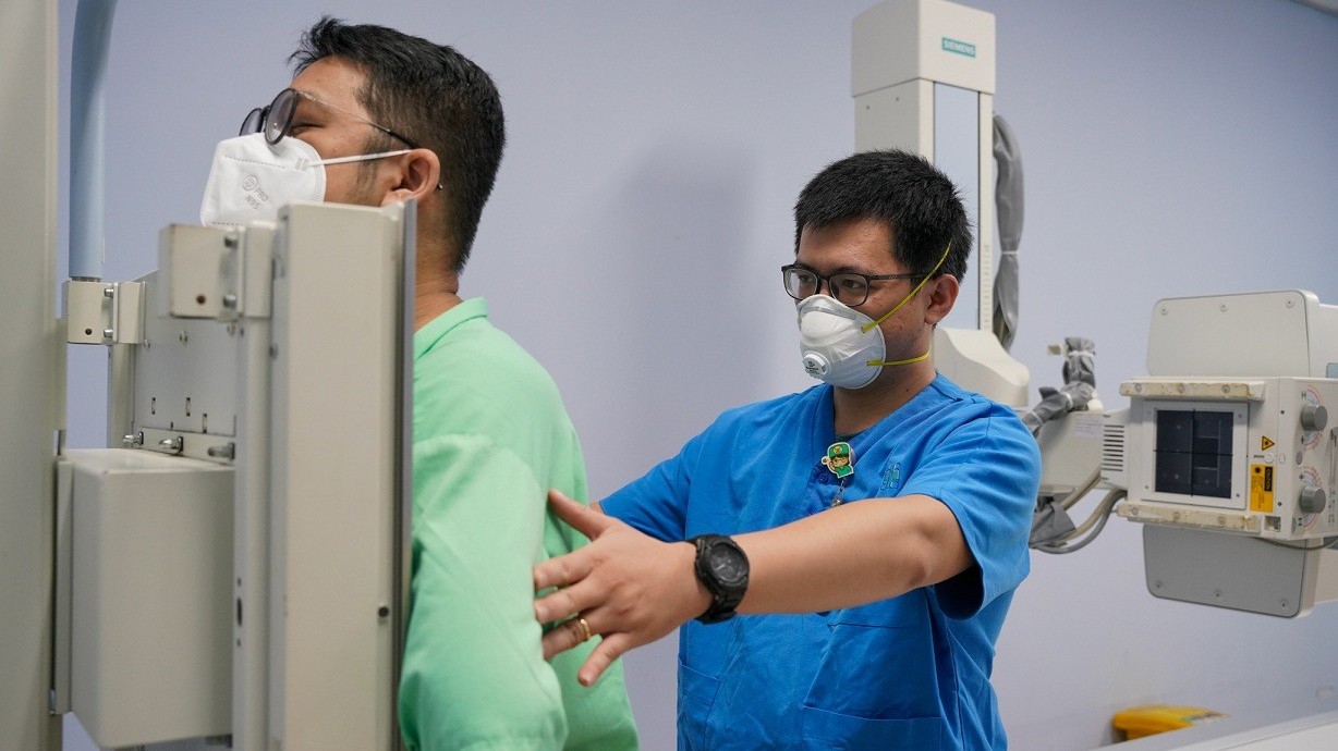 Ai cần khám hậu Covid-19 và khám ở đâu?