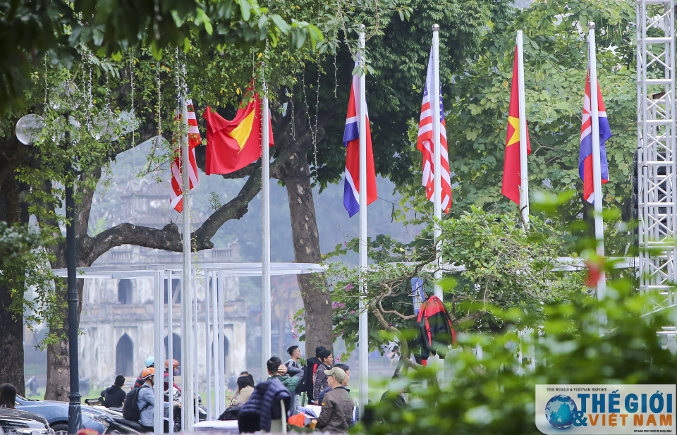 Đường phố Hà Nội trang hoàng trước thềm Hội nghị thượng đỉnh Mỹ - Triều