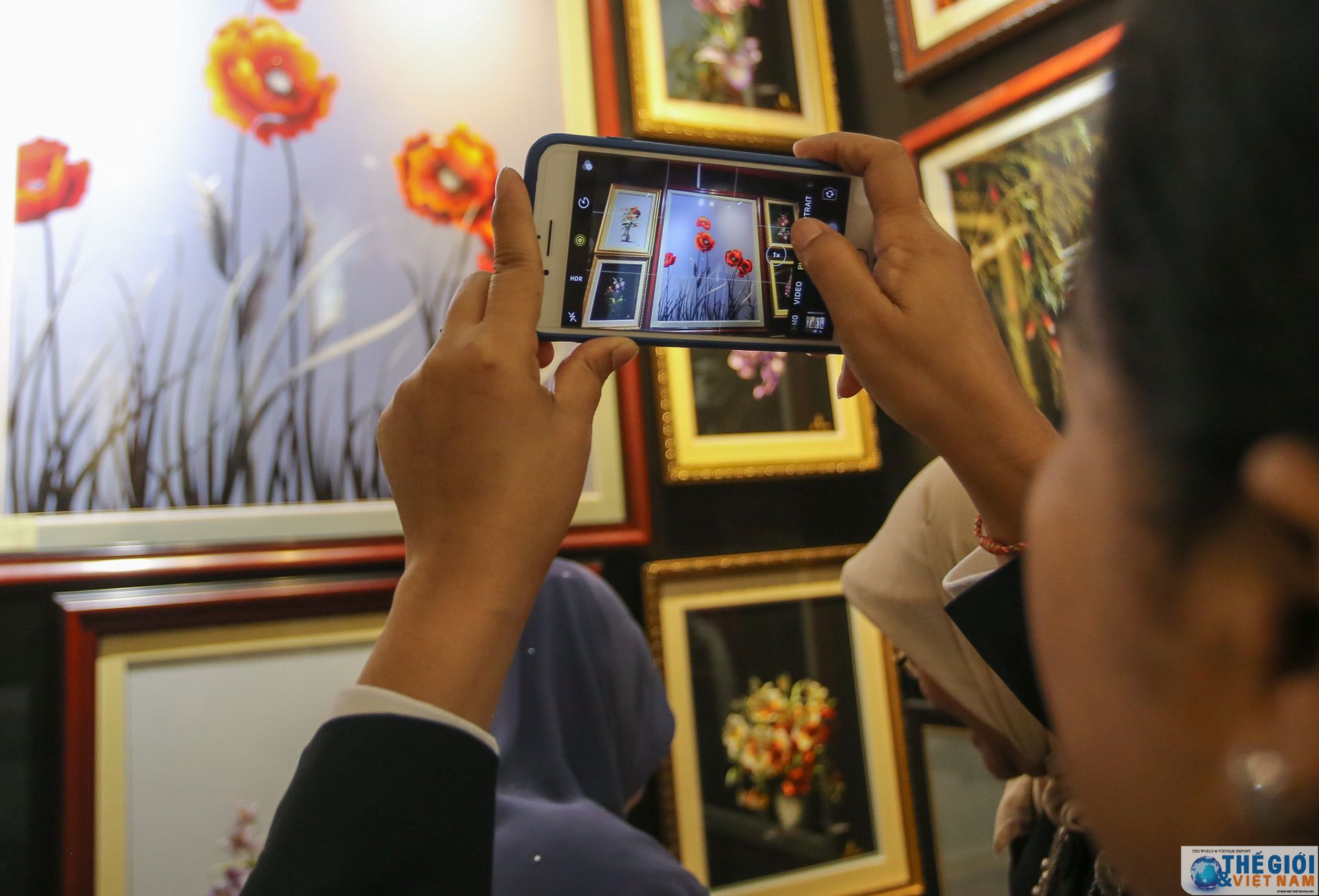 nhom awch gap mat dau xuan tro tai theu tay truyen thong