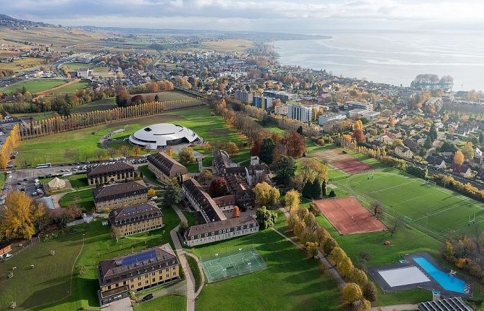 Học phí 15 ngôi trường nội trú danh giá được các Hoàng gia lựa chọn đắt đỏ cỡ nào?