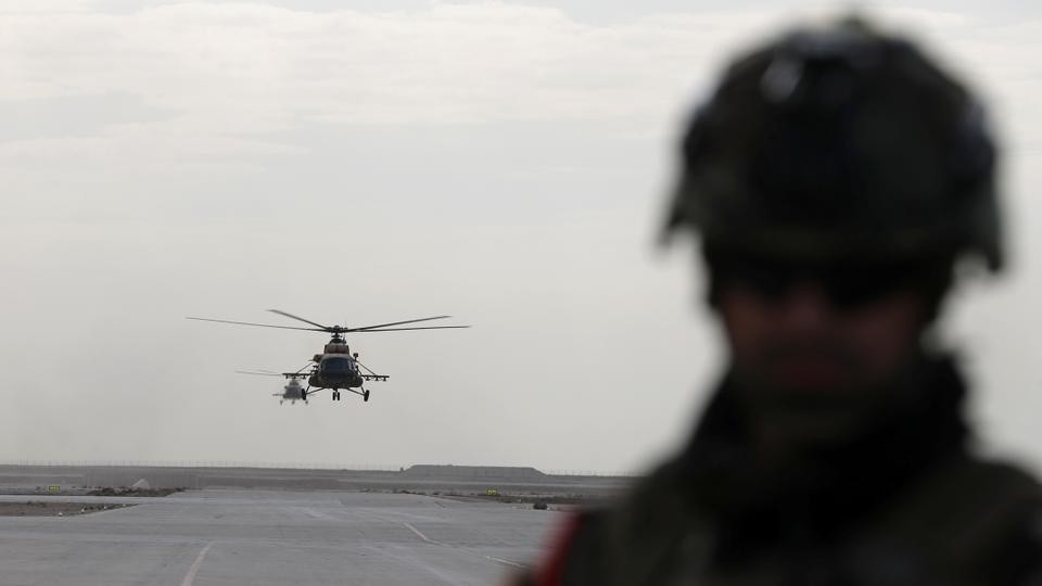 Bốn quả rocket tấn công vào căn cứ không quân của Iraq có nhà thầu Mỹ