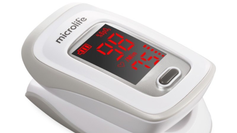 Covid-19: Những lưu ý để có kết quả đo SpO2 chính xác nhất khi điều trị F0 tại nhà