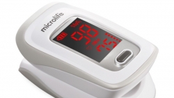 Covid-19: Những lưu ý để có kết quả đo SpO2 chính xác nhất khi điều trị F0 tại nhà