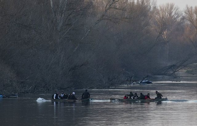 Hàng nghìn người di cư tiếp tục đổ về biên giới Thổ Nhĩ Kỳ- Hy Lạp